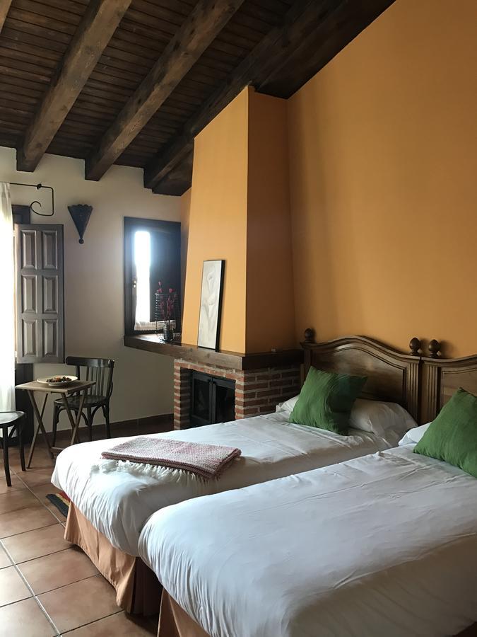 La Posada De Horcajuelo Horcajuelo de la Sierra Eksteriør bilde